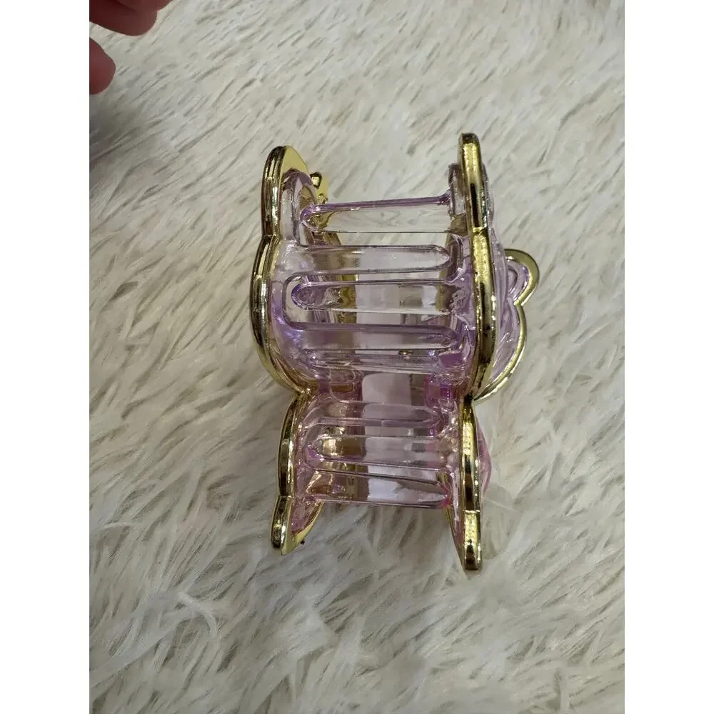 Unbranded large butterfly